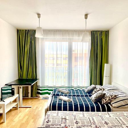 Centrum Park Apartment Prag Eksteriør billede