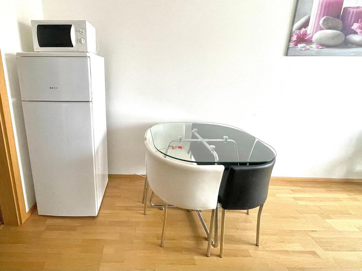 Centrum Park Apartment Prag Eksteriør billede